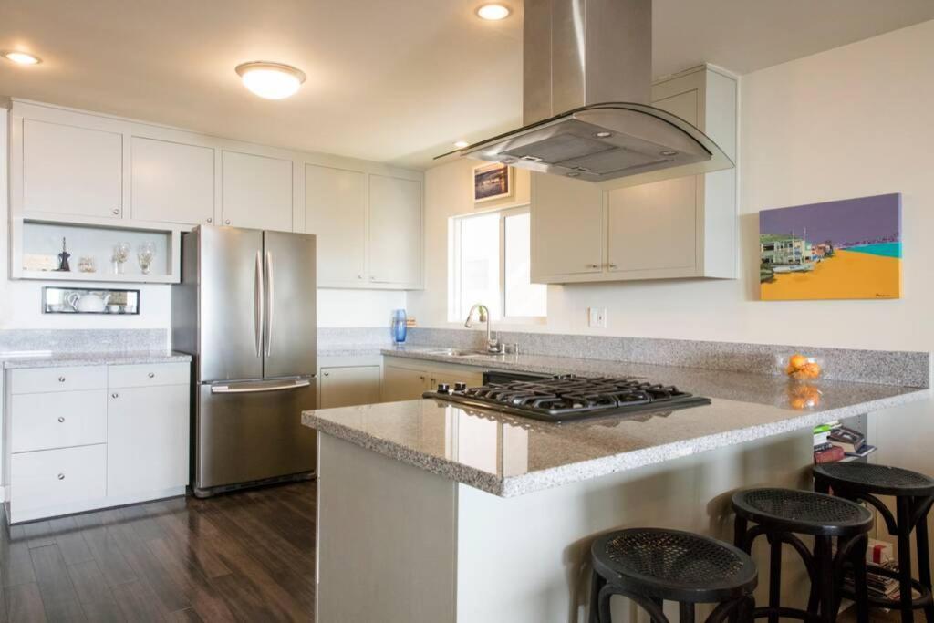 Apartmán Oceanfront Oasis Long Beach Exteriér fotografie